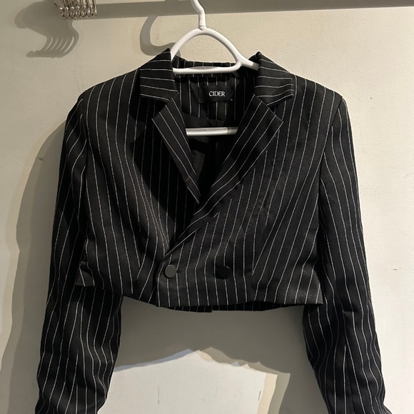 Cropped blazer - Picture 1 of 3